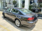 Vw Passat Bluemotion High màu xám - Sở hữu xe Đức dễ dàng - Khuyến mãi giá tốt