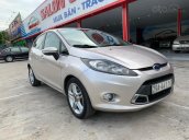 Bán chiếc Ford Fiesta 1.6AT màu ghi vàng, SX 2011