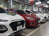 Bán xe Hyundai Elantra 2020, màu đen