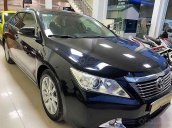 Cần bán gấp Toyota Camry năm 2014, màu đen