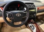 Cần bán gấp Toyota Camry năm 2014, màu đen