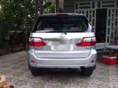 Cần bán lại xe Toyota Fortuner năm sản xuất 2009 xe gia đình