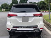 Cần bán gấp Toyota Fortuner năm sản xuất 2019 còn mới