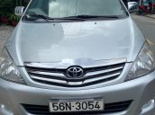 Bán Toyota Innova đời 2009, màu bạc