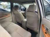 Bán Toyota Innova đời 2009, màu bạc