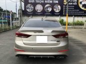 Bán xe Hyundai Elantra sản xuất 2018 còn mới