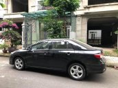 Cần bán gấp Toyota Corolla Altis năm 2014 xe gia đình