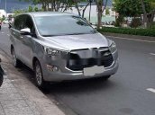 Cần bán gấp Toyota Innova sản xuất 2016, xe chính chủ giá mềm