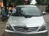 Cần bán gấp Toyota Innova sản xuất 2010, màu bạc