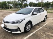 Cần bán lại xe Toyota Corolla Altis sản xuất năm 2017, màu trắng, số tự động, 555tr