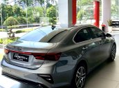 Kia Cerato 1.6AT Luxury - chiếc xe đáng mua nhất phân khúc hạng C