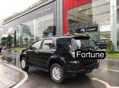 Cần bán Toyota Fortuner sản xuất năm 2014, màu đen còn mới