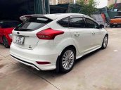 Bán Ford Focus sản xuất năm 2018, màu trắng còn mới, 680 triệu