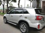 Bán Kia Sorento sản xuất năm 2017, màu bạc, 710tr