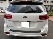 Bán xe Kia Sedona năm sản xuất 2019, màu trắng còn mới