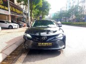 Cần bán Toyota Camry sản xuất năm 2020, màu đen, nhập khẩu nguyên chiếc