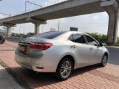 Cần bán Toyota Corolla Altis năm 2016, màu bạc, giá tốt