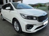 Bán xe Kia Sedona năm sản xuất 2019, màu trắng còn mới