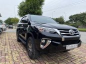 Bán xe Toyota Fortuner sản xuất năm 2019, màu đen  