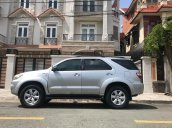 Cần bán xe Toyota Fortuner 2009, màu bạc, xe nhập