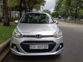 Cần bán lại xe Hyundai Grand i10 đời 2015, màu bạc số sàn