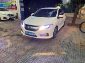 Honda City CVT 2017 màu trắng Ngọc Trinh, biển thành phố