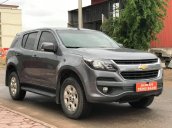 Cần bán xe Chevrolet Trailblazer sản xuất 2018, màu xám bạc