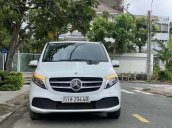 Bán gấp chiếc Mercedes Benz V250 luxury sản xuất năm 2019 xe đi ít