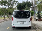 Bán gấp chiếc Mercedes Benz V250 luxury sản xuất năm 2019 xe đi ít