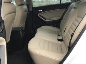 Bán ô tô Kia Cerato sản xuất 2018, màu trắng mới 95% giá 538 triệu đồng