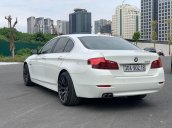 Cần bán BMW 5 Series 520i năm 2015, màu trắng, xe nhập