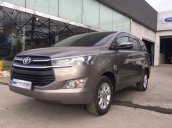 Bán Toyota Innova năm 2018, màu nâu số sàn