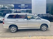 Bán Toyota Innova 2015, màu bạc, có bảo hành