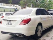 Bán ô tô Mercedes C class năm sản xuất 2016, màu trắng còn mới