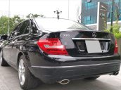 Bán xe Mercedes C300 đời 2010, màu đen