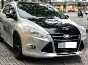 Cần bán Ford Focus đời 2013, màu bạc