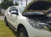 Bán Mazda BT 50 đời 2016, màu trắng, nhập khẩu số sàn