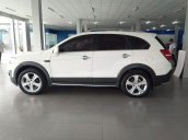 Bán Chevrolet Captiva năm sản xuất 2015, màu trắng