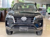 Toyota Fortuner 2021 đủ màu giao ngay, giảm 50% trước bạ, khuyến mãi khủng