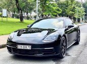 Bán xe Porsche Panamera năm 2018, màu trắng, xe nhập 