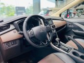 Cần bán gấp chiếc Mitsubishi Xpander Cross sản xuất năm 2020, giao nhanh