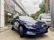 Passat Bluemotion màu xanh dương - Sedan 5 chỗ nhập Đức - gói khuyến mãi lên đến 200 triệu cho tháng 11