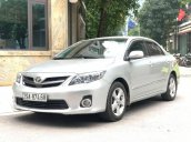 Cần bán xe Toyota Corolla Altis 2.0V đời 2013, màu bạc