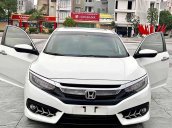 Cần bán lại xe Honda Civic năm sản xuất 2018, màu trắng, nhập khẩu nguyên chiếc, 738tr