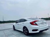 Cần bán lại xe Honda Civic năm sản xuất 2018, màu trắng, nhập khẩu nguyên chiếc, 738tr