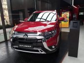 Cần bán Mitsubishi Outlander CVT sản xuất năm 2020, giá thấp
