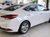 Bán xe với giá ưu đãi nhất chiếc Hyundai Elantra 2.0 AT sản xuất năm 2020, giao nhanh