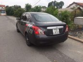 Cần bán xe Nissan Sunny năm 2013 còn mới