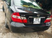 Bán xe Toyota Camry đời 2002, màu đen 