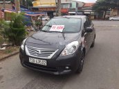 Cần bán xe Nissan Sunny năm 2013 còn mới